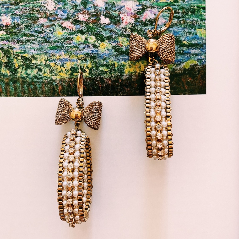 Betsey Johnson Gold Bow and Pearl Drop Earring